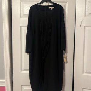 NWT Emalimr Black Midi Dress